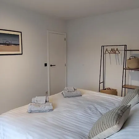 Appartement Luxueus, Ruim Op 350m Het