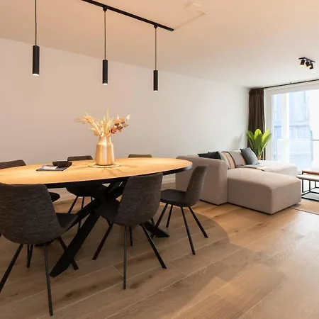 Appartement Luxueus, Ruim Op 350m Het