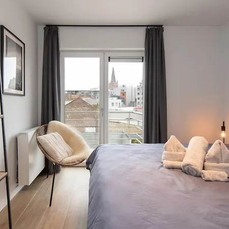 Luxueus, Ruim Op 350m Het Ostende