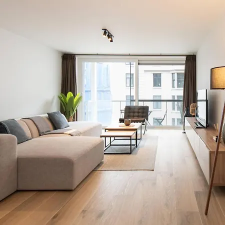 Luxueus, Ruim Op 350m Het * Ostende